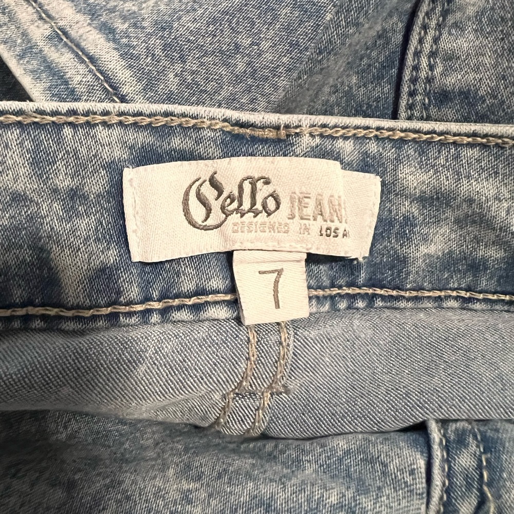 Cello High Rise Acid Wash Jeans - Picture 2 of 2
